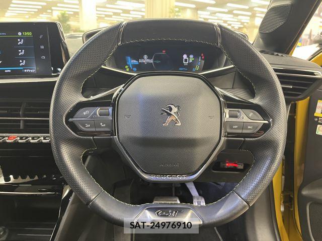 Peugeot 208 2020-10 8131863-6