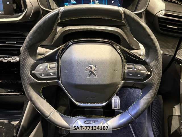 Peugeot 208 2020-10 8414344-9