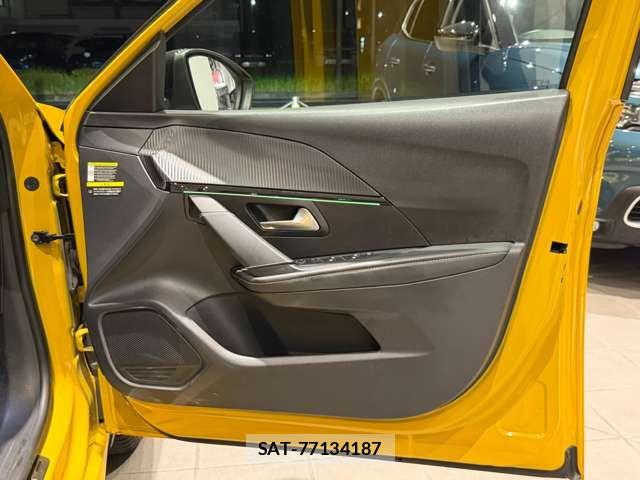 Peugeot 208 2020-10 8414344-15