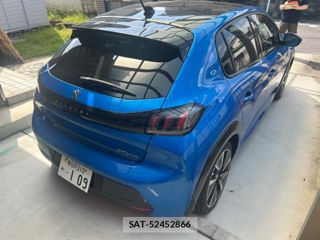 Peugeot 208 2020-10 8666724-4