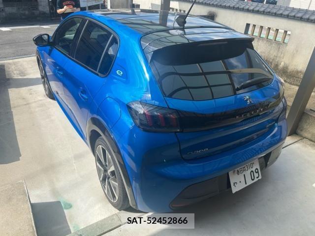 Peugeot 208 2020-10 8666724-5