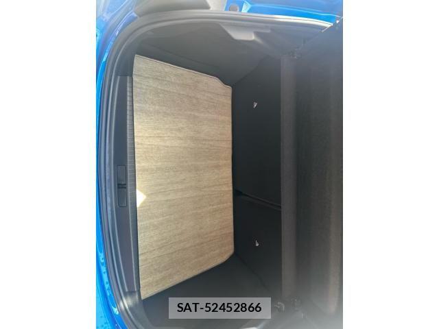 Peugeot 208 2020-10 8666724-7