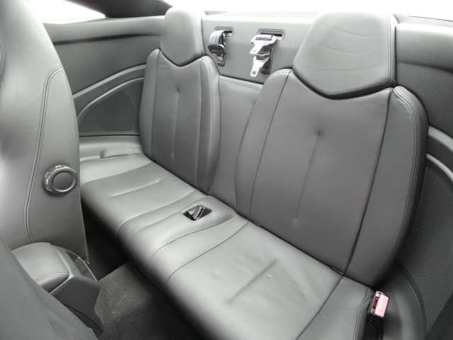 Peugeot RCZ 2010-09 3679980-11