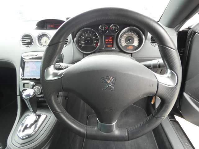 Peugeot RCZ 2010-09 3679980-13