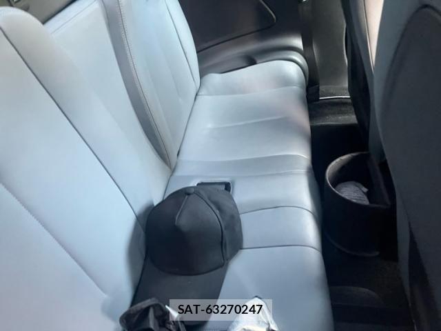 Peugeot RCZ 2012-03 6911102-12