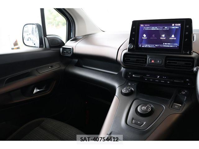 Peugeot Rifter 2021-07 1393009-11