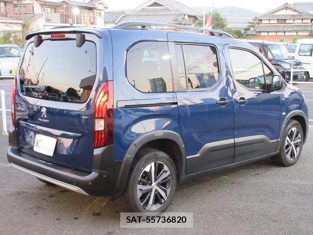 Peugeot Rifter 2021-11 1827935-23