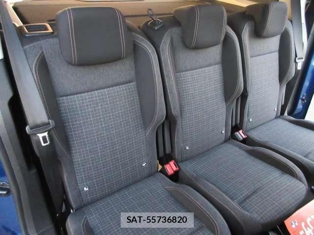 Peugeot Rifter 2021-11 1827935-8