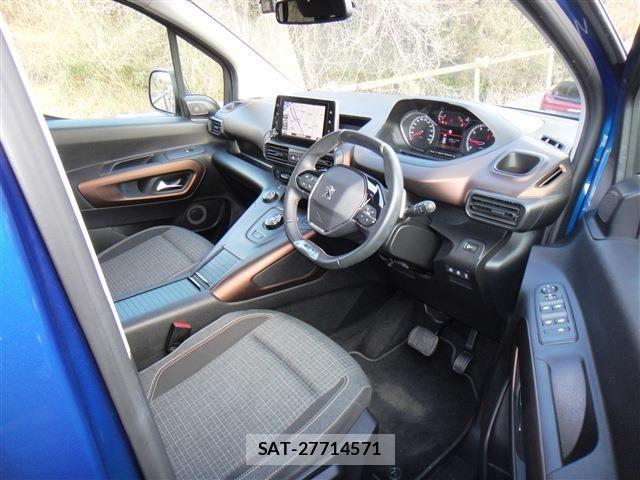 Peugeot Rifter 2022-06 6614109-10