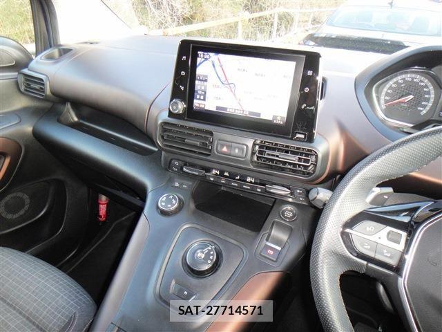 Peugeot Rifter 2022-06 6614109-18