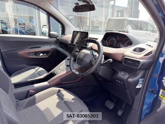 Peugeot Rifter 2022-06 6673126-10