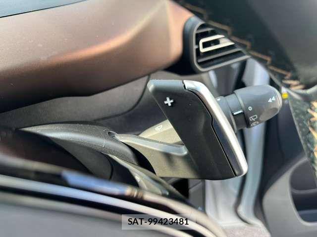 Peugeot Rifter 2023-03 6717047-5