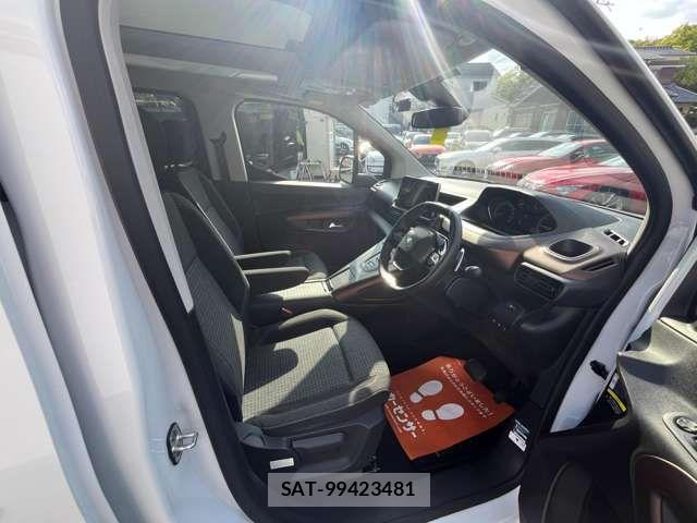 Peugeot Rifter 2023-03 6717047-1