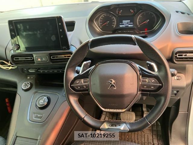 Peugeot Rifter 2021-09 6911099-10