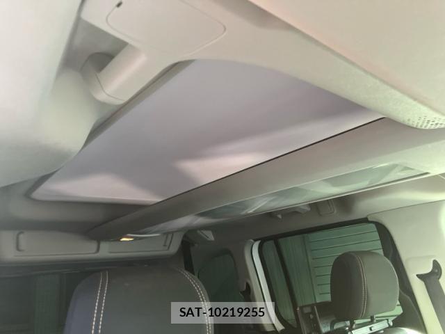 Peugeot Rifter 2021-09 6911099-16