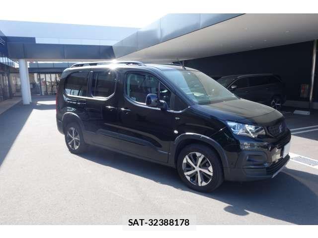 Peugeot Rifter 2023-06 7223511-1