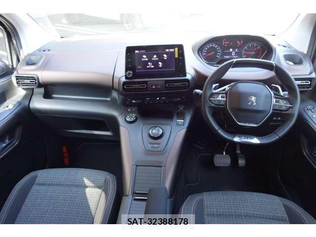 Peugeot Rifter 2023-06 7223511-4