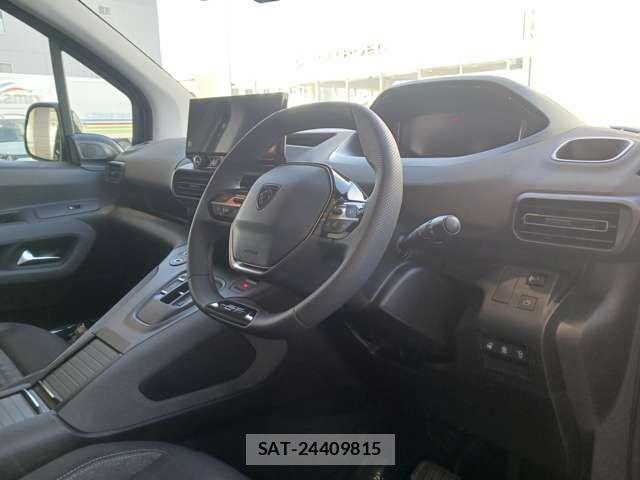 Peugeot Rifter 2025-06 7329314-11