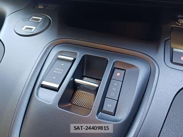 Peugeot Rifter 2025-06 7329314-19