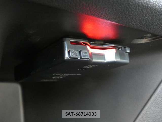 Peugeot Rifter 2025-06 7329322-14