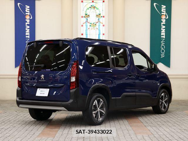 Peugeot Rifter 2023-12 7456750-2