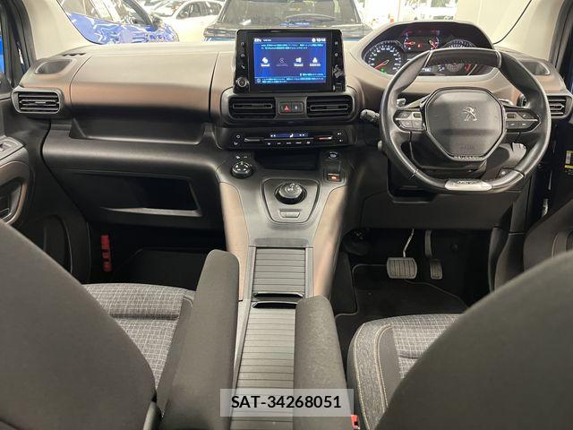 Peugeot Rifter 2021-04 7980566-1