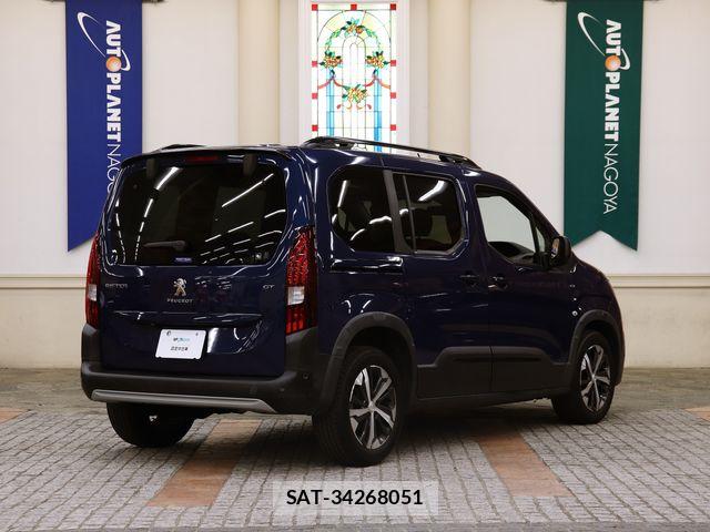 Peugeot Rifter 2021-04 7980566-2