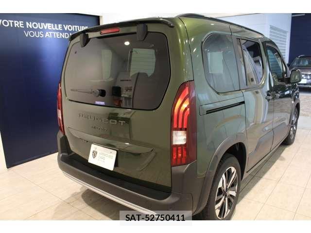 Peugeot Rifter 2025-08 8037579-9