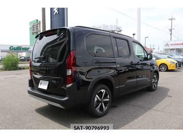 Peugeot Rifter 2025-09 8368091-9