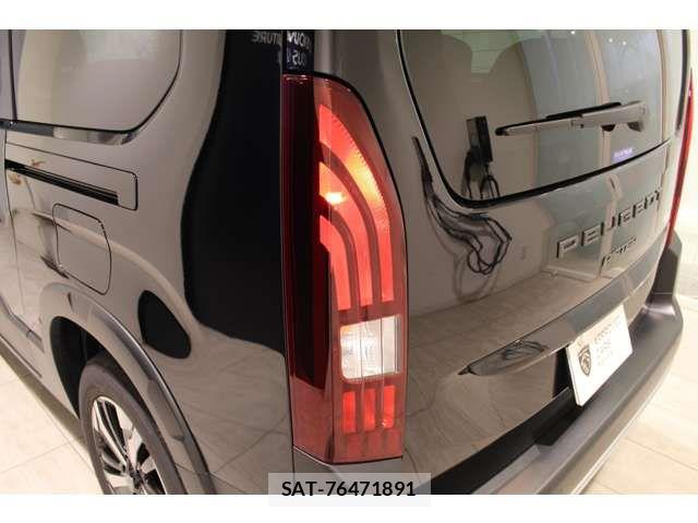 Peugeot Rifter 2025-11 8881535-14