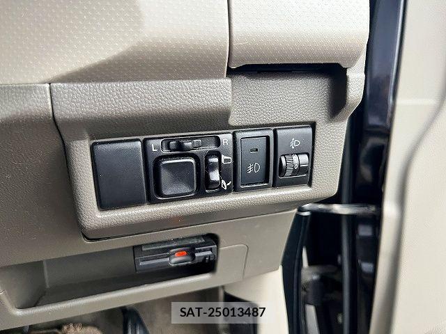 Nissan PINO 2008-07 7272685-4
