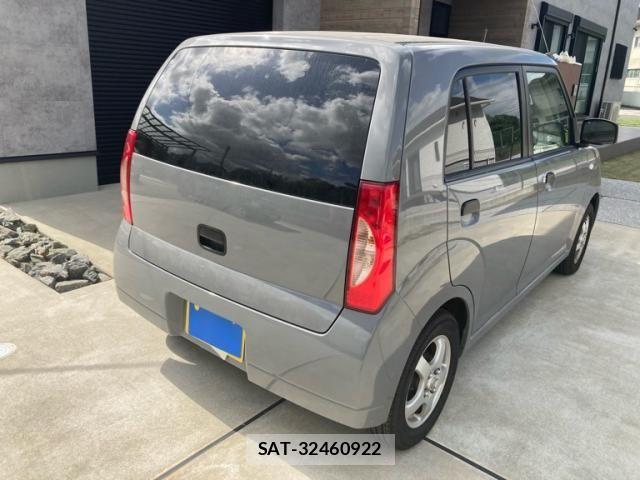 Nissan PINO 2009-02 8881536-2