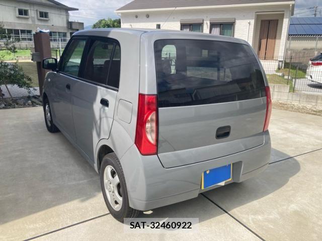 Nissan PINO 2009-02 8881536-3
