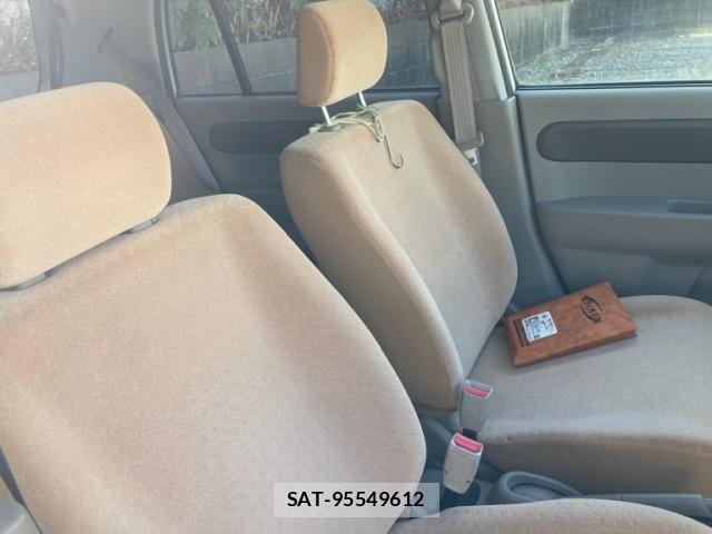 Nissan PINO 2009-04 2965570-8