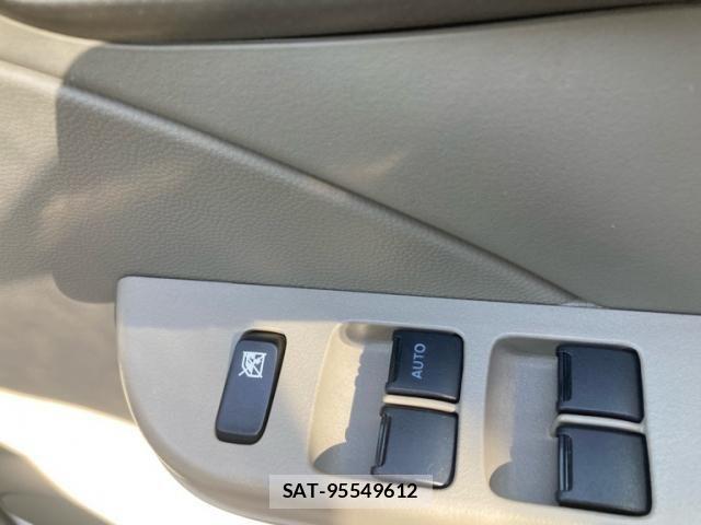 Nissan PINO 2009-04 2965570-9