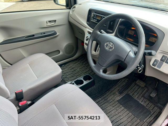 Toyota PIXIS EPOCH 2014-01 4976735-12