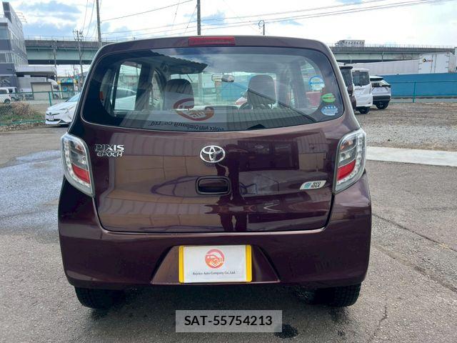 Toyota PIXIS EPOCH 2014-01 4976735-5