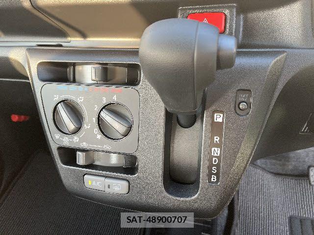 Toyota PIXIS EPOCH 2023-01 4976708-19