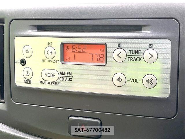 Toyota PIXIS EPOCH 2013-03 4976736-2