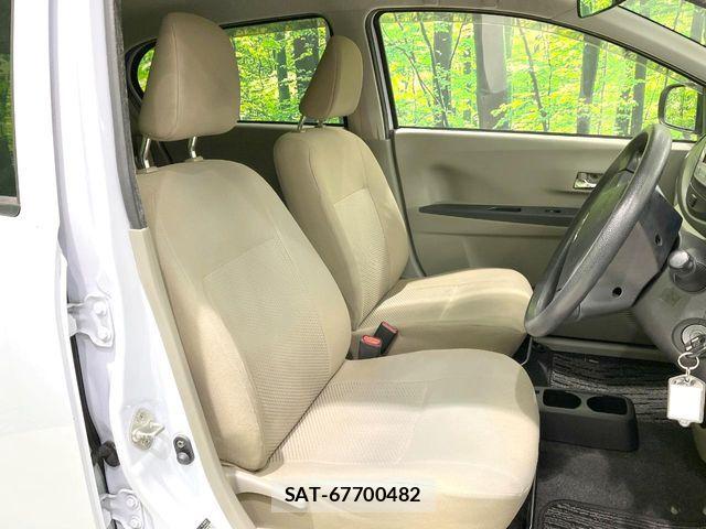 Toyota PIXIS EPOCH 2013-03 4976736-8