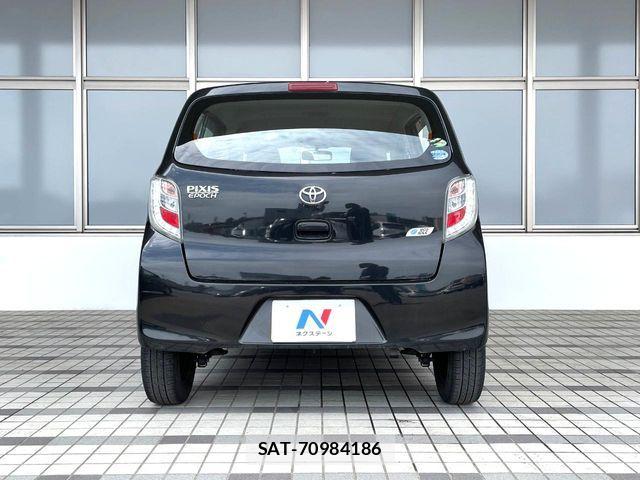 Toyota PIXIS EPOCH 2014-10 6816540-8