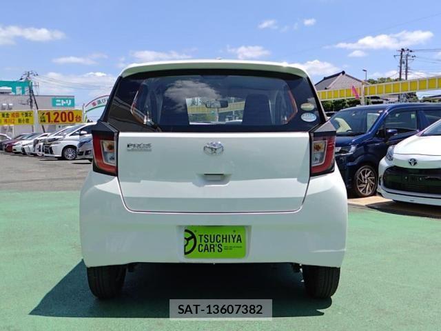 Toyota PIXIS EPOCH 2021-03 6911114-9