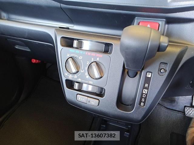 Toyota PIXIS EPOCH 2021-03 6911114-14