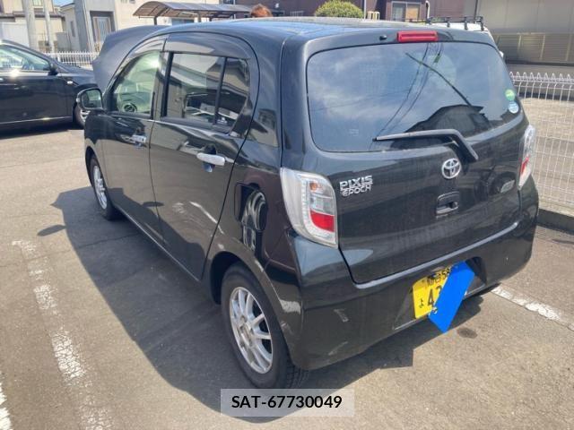 Toyota PIXIS EPOCH 2013-10 6911115-6