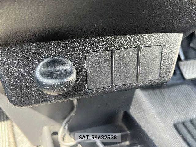 Toyota PIXIS EPOCH 2019-05 6911112-16