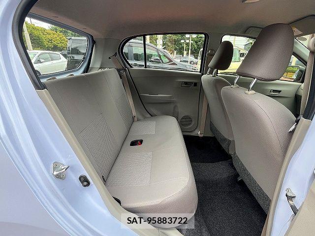 Toyota PIXIS EPOCH 2014-02 7060208-9