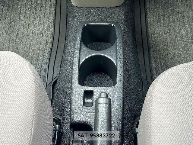 Toyota PIXIS EPOCH 2014-02 7060208-10