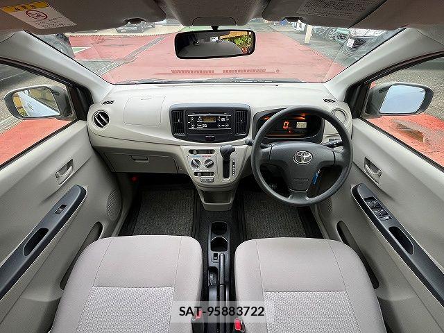 Toyota PIXIS EPOCH 2014-02 7060208-1