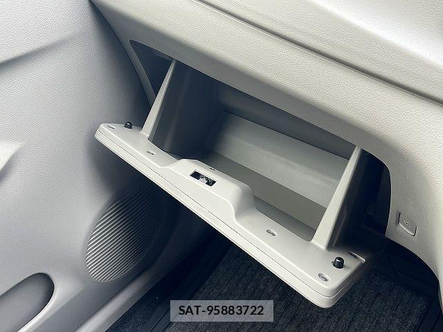 Toyota PIXIS EPOCH 2014-02 7060208-22