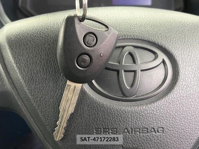 Toyota PIXIS EPOCH 2021-02 7060209-5